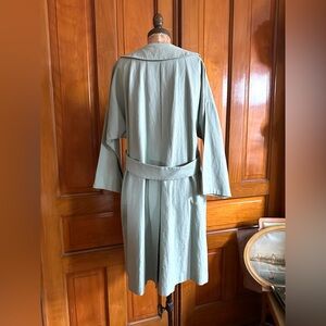 Spring coat Victor Alfora light green sz 14 cotto/linen long sleeves vintage